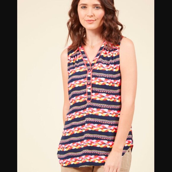 ModCloth Cafe au Doleil Sleeveless Top in Braids - Picture 7 of 7